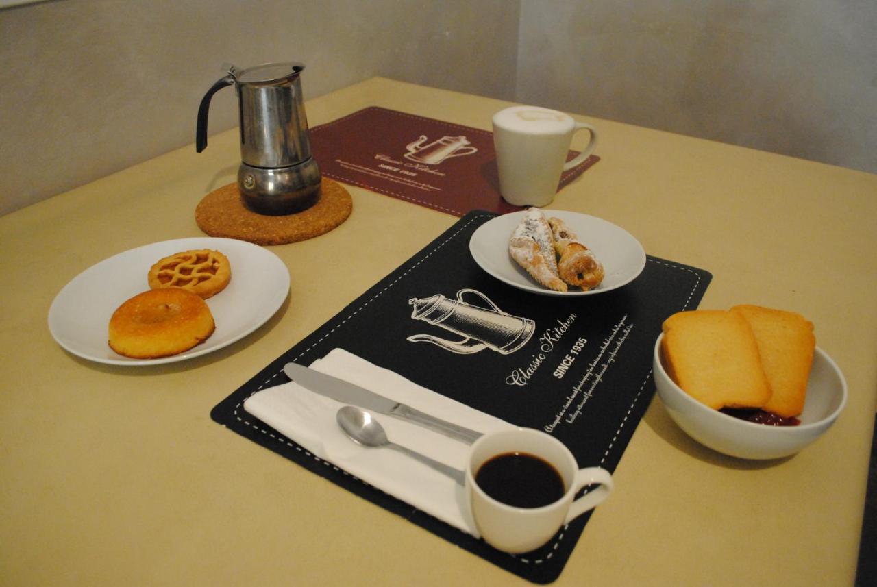 Bed and Breakfast Lombardo Рим Экстерьер фото